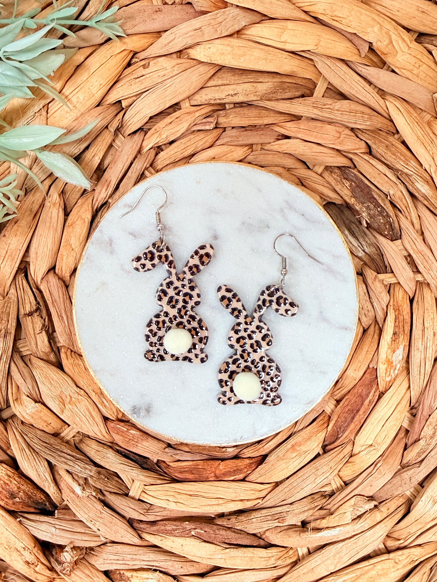 It Girl Bunny Dangle Earrings | Brown